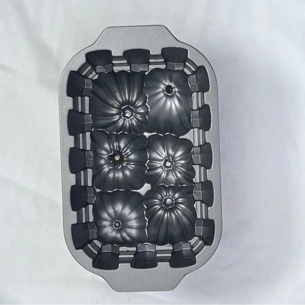 Nordic Ware Pumpkin Loaf Pan
